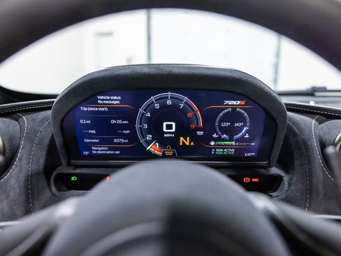 Used 2020 McLaren 720S Performance image 34