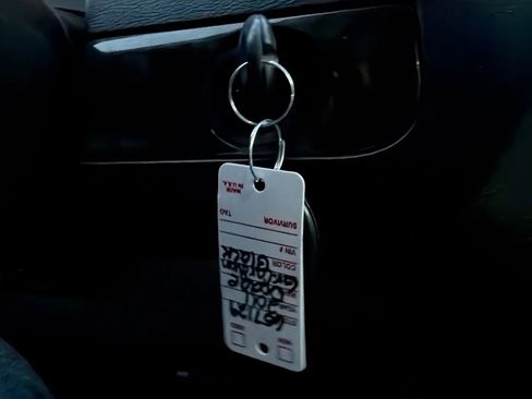 Used 2011 Dodge Grand Caravan Crew image 32