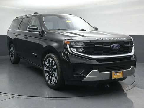 Certified 2025 Ford Expedition Max Platinum w/ Driver's Package AWD/4WD image 1