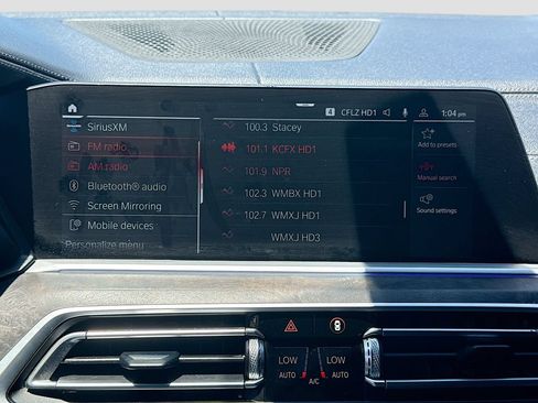 Used 2022 BMW X5 sDrive40i w/ Premium Package RWD image 16