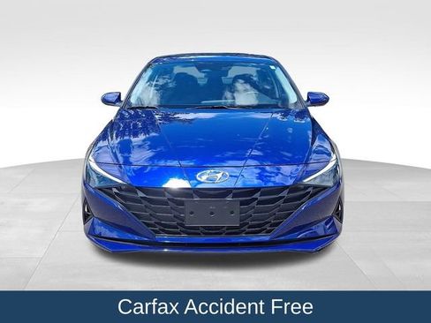 Used 2023 Hyundai Elantra SEL FWD image 3