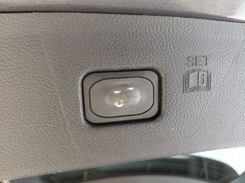 Certified 2020 Ford Edge Titanium AWD/4WD image 44