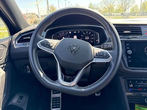 Used 2023 Volkswagen Tiguan SEL R-Line AWD/4WD image 20