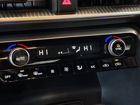 Used 2024 Kia K5 GT-Line w/ GT-Line Premium Package image 29