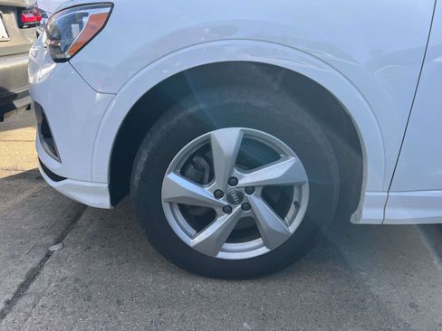 Used 2020 Audi Q3 2.0T Premium image 8