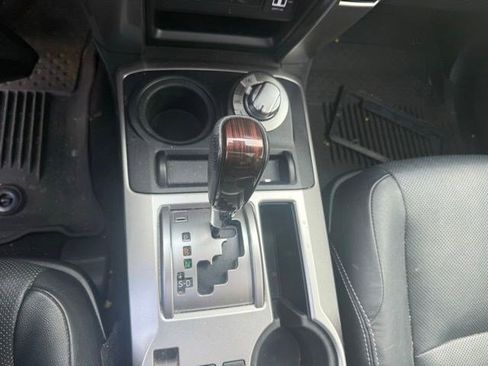 Used 2021 Toyota 4Runner Limited AWD/4WD image 15