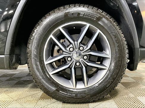 Used 2018 Jeep Grand Cherokee Limited image 8