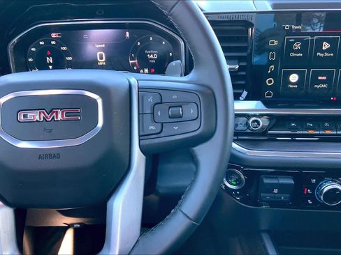 Used 2024 GMC Sierra 1500 SLT image 24