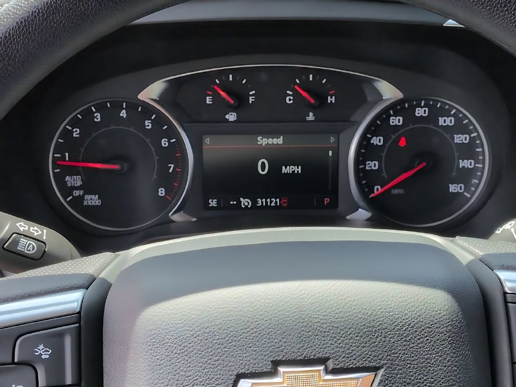 Used 2025 Chevrolet Blazer LT FWD image 12