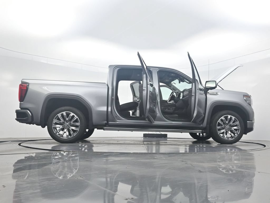 Used 2024 GMC Sierra 1500 Denali AWD/4WD image 41