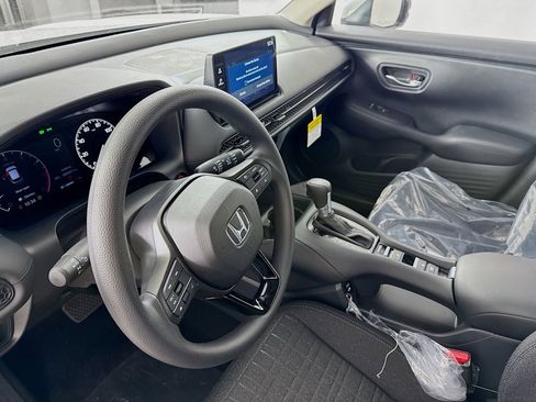New 2026 Honda HR-V EX-L image 5