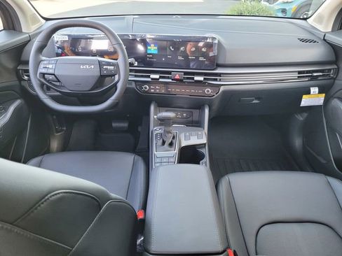 New 2026 Kia Sportage EX w/ EX Panorama Roof Package image 8