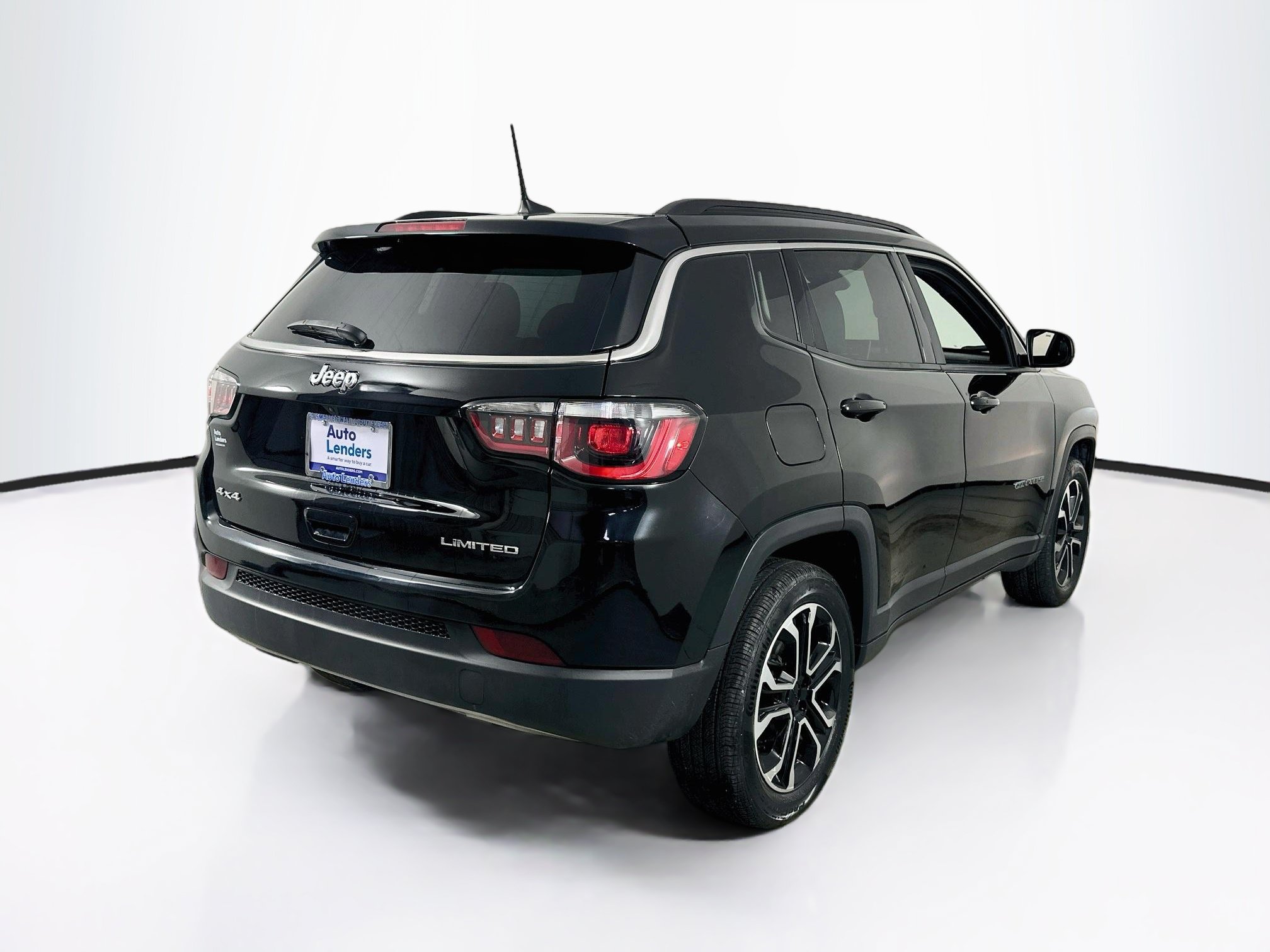 Used 2023 Jeep Compass Limited AWD/4WD image 5