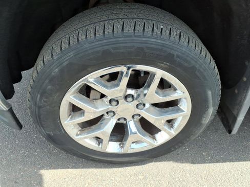 Used 2015 GMC Sierra 1500 SLT w/ SLT Crew Cab Value Package image 10