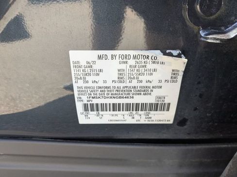Certified 2022 Ford Explorer XLT w/ Equipment Group 202A RWD image 32