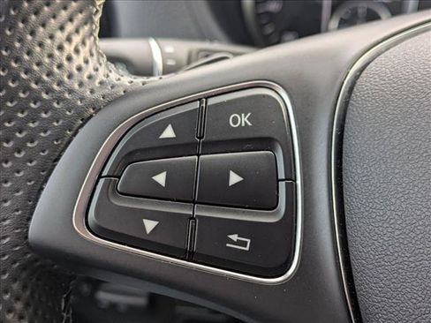 Used 2023 Mercedes-Benz Metris Passenger image 11