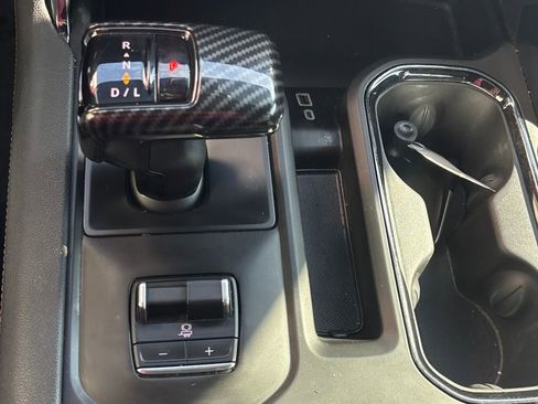 Used 2024 GMC Sierra 1500 AT4 w/ Technology Package image 14