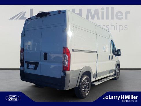Used 2018 RAM ProMaster 2500 image 5