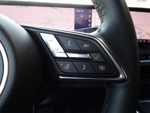 Used 2025 Buick Enclave Preferred image 25