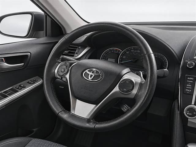 Used 2012 Toyota Camry SE FWD image 17