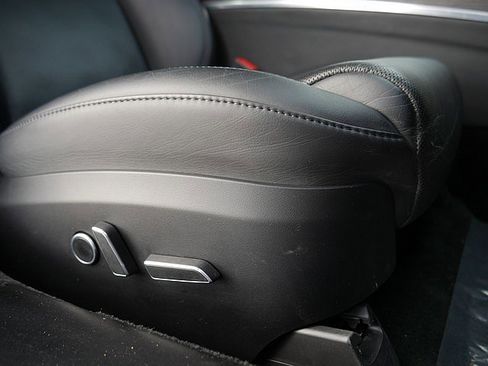 Used 2021 Tesla Model S Long Range image 46