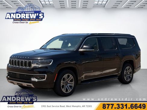 Used 2024 Jeep Wagoneer L Series II RWD image 1