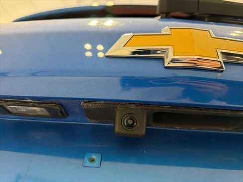 Used 2024 Chevrolet Equinox LT w/ LPO, Floor Liner Package image 8