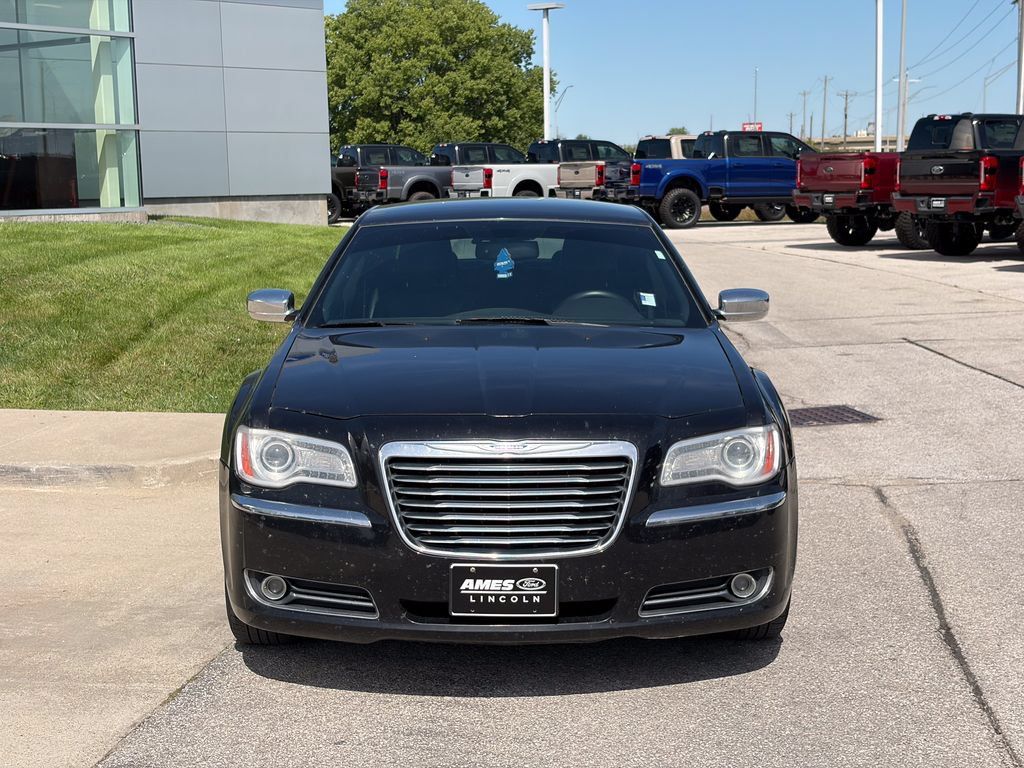 Used 2011 Chrysler 300 Limited RWD image 8