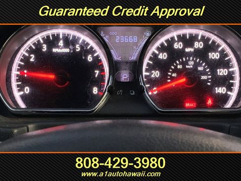 Used 2018 Nissan Versa SV image 9