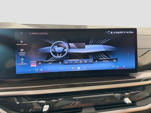 Certified 2024 BMW X7 xDrive40i image 16