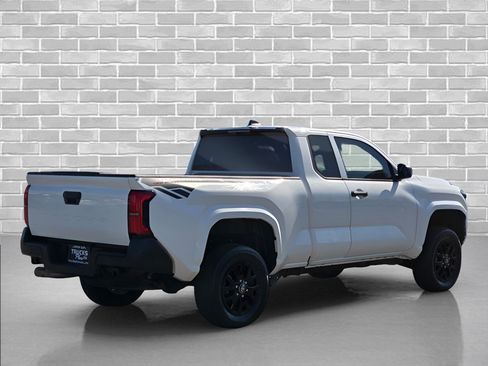 Used 2024 Toyota Tacoma SR RWD image 5