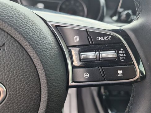 Used 2021 Kia Seltos SX image 16