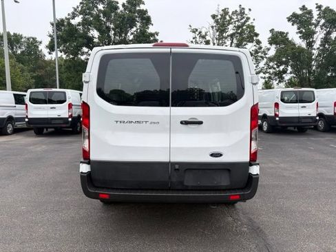Used 2025 Ford Transit 250 Low Roof w/ Exterior Upgrade Package RWD image 4