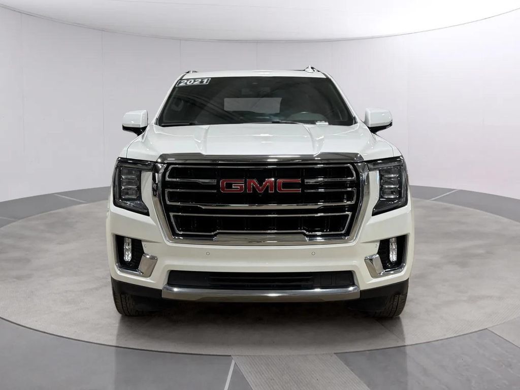 Used 2021 GMC Yukon SLT w/ SLT Luxury Package AWD/4WD image 8
