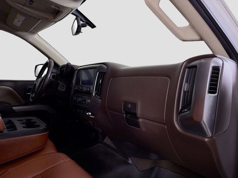 Used 2017 Chevrolet Silverado 1500 LT w/ All Star Edition image 29