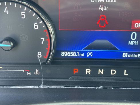 Used 2021 Ford Explorer XLT RWD image 27