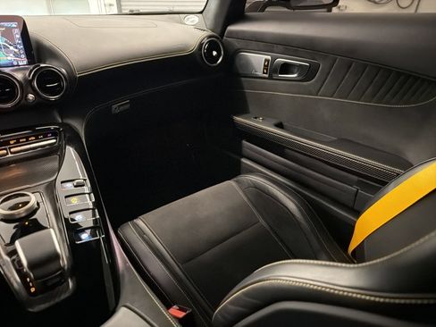 Used 2020 Mercedes-Benz AMG GT R image 26