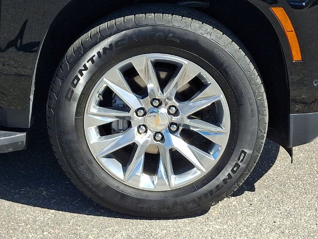 Used 2025 Chevrolet Tahoe Premier AWD/4WD image 28