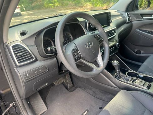 Used 2021 Hyundai Tucson SE FWD image 16
