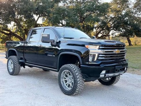 Used 2023 Chevrolet Silverado 2500 High Country w/ Safety Package II image 67