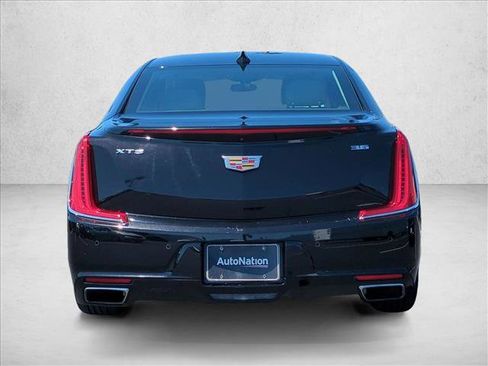 Used 2019 Cadillac XTS Luxury FWD image 7