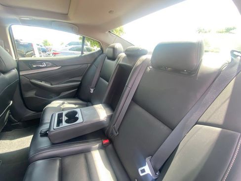 Used 2017 Nissan Maxima 3.5 SL FWD image 25