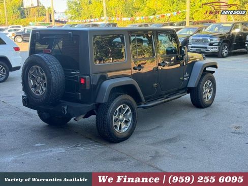 Used 2014 Jeep Wrangler Unlimited Rubicon AWD/4WD image 4