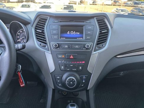 Used 2017 Hyundai Santa Fe Sport image 24