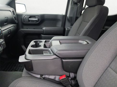 Used 2025 Chevrolet Silverado 1500 Custom Trail Boss image 11