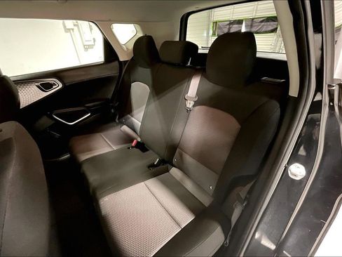 Used 2023 Kia Soul S image 33