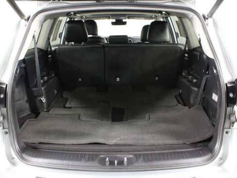 Used 2019 Toyota Highlander Limited image 17