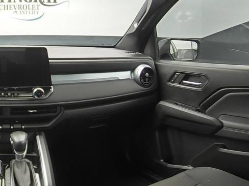 Used 2024 Chevrolet Colorado LT RWD image 15