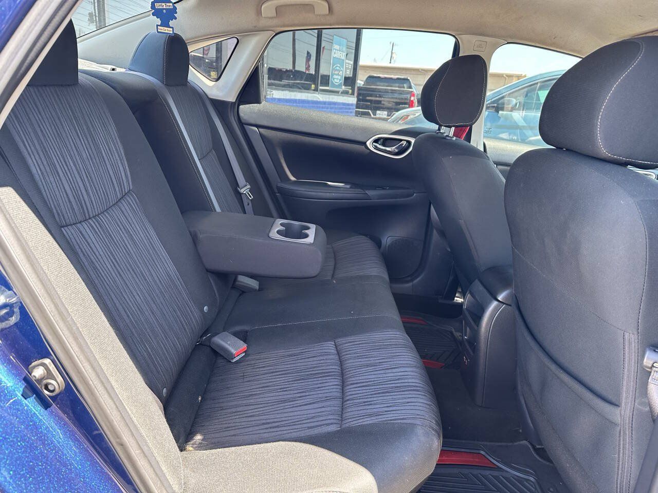 Used 2019 Nissan Sentra SV FWD image 15