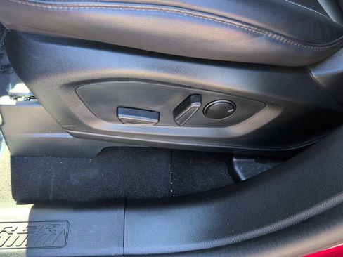 Certified 2024 Ford Explorer XLT w/ Equipment Group 202A image 9